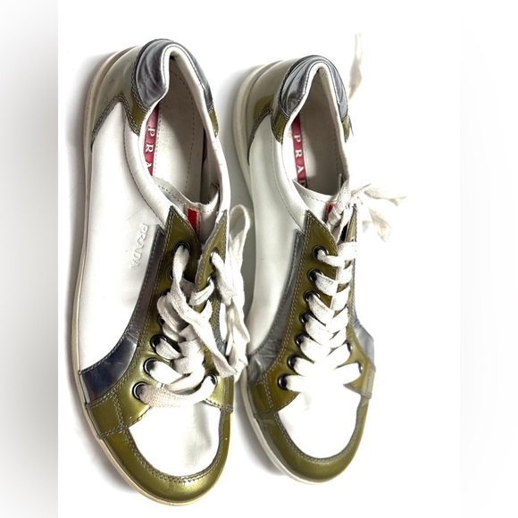 MENS PRADA SPORT
Leather Colorblock Pattern Sneakers
Size: 8 4E 2338 - Picture 5 of 8